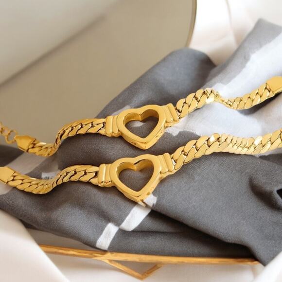 NEW 18K karat yellow gold plated heart charm chain bracelet jewelry B3A - Picture 6 of 6